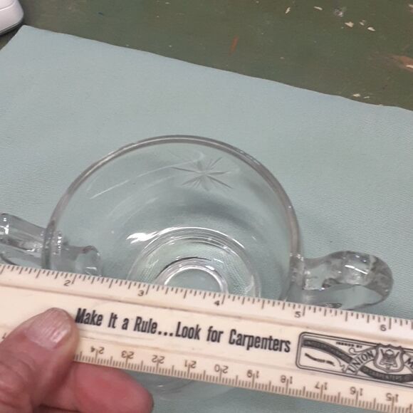 Crysyal etched cream & sugar set. - Picture 6 of 7